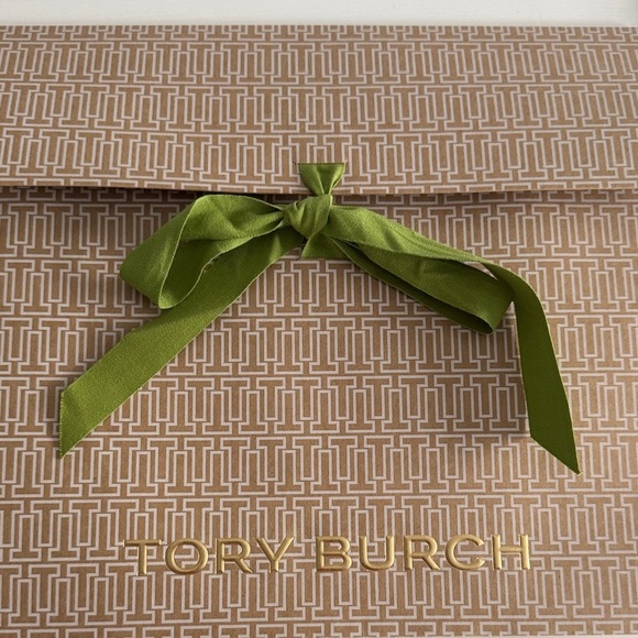 Tory Burch Brown Gift Bags with Green Ribbon and Shoe Box (3) - Picture 7 of 12